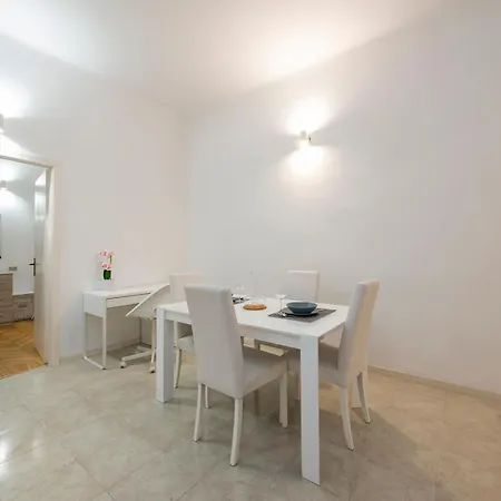 I-host - Cozy 1br In Porta Romana شقة ميلان