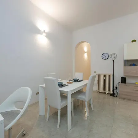 I-host - Cozy 1br In Porta Romana شقة *